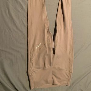 Gray etched leggings